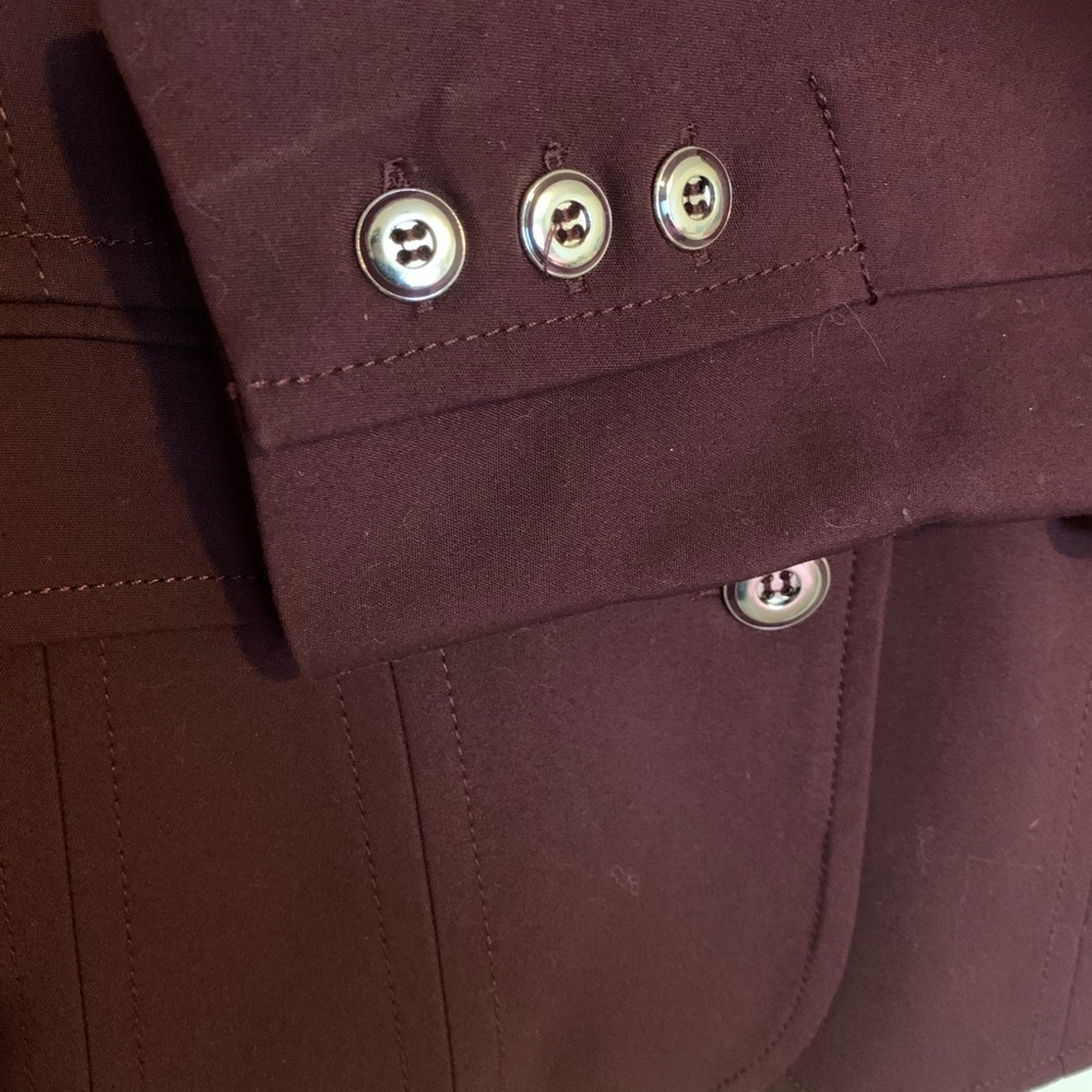 Blazer - Picture 3 of 4